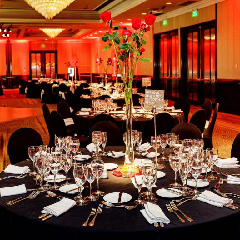 Almuerzo o Cena de mantel largo - banqueteria en Viña del Mar